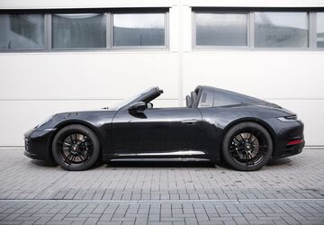 Porsche 992 4.955 km 184.900 &euro; Holzwickede 59439