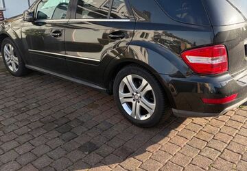 Mercedes-Benz ML 350 196.000 km 12.450 &euro; Iserlohn 58636