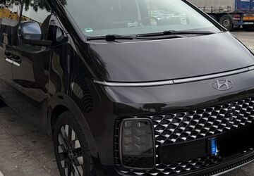 Hyundai STARIA 82.000 km 29.500 &euro; Lünen 44536