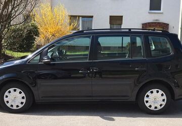 VW Touran 166.000 km 10.250 &euro; Bochum 44801