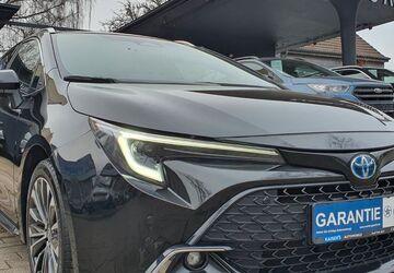 Toyota Corolla 153.000 km 22.490 &euro; Dortmund 44145