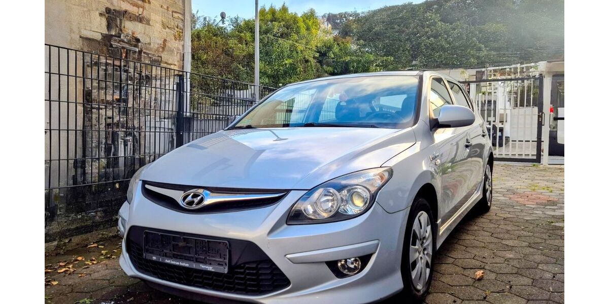 Hyundai i30 200.641 km 3.000 &euro; Bochum 44793