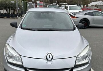 Renault Megane 66.000 km 5.600 &euro; Bochum 44807