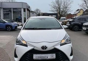 Toyota Yaris 105.254 km 9.900 &euro; Datteln 45711