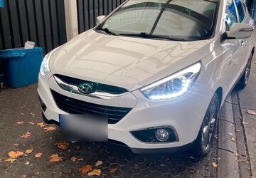 Hyundai IX35 100.270 km 10.500 &euro; Recklinghausen 45657
