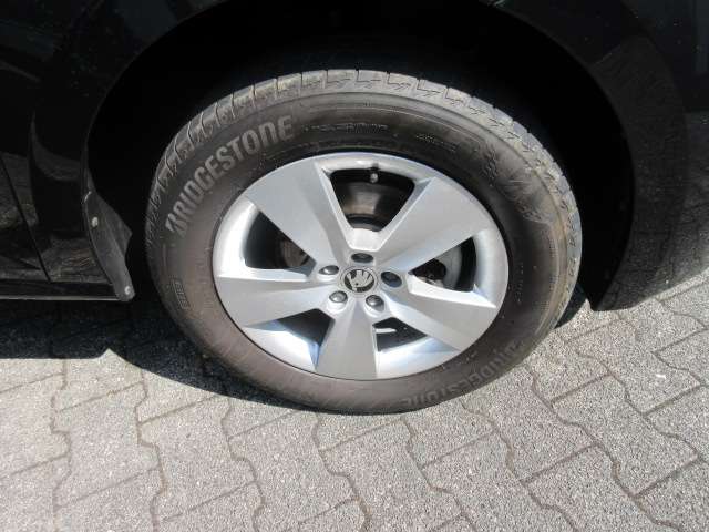 Skoda Kamiq Active 1.0 TSI LED AHK ALU APS SITZHEIZUNG K 79.700 km 15.988 &euro; Bergkamen 59192