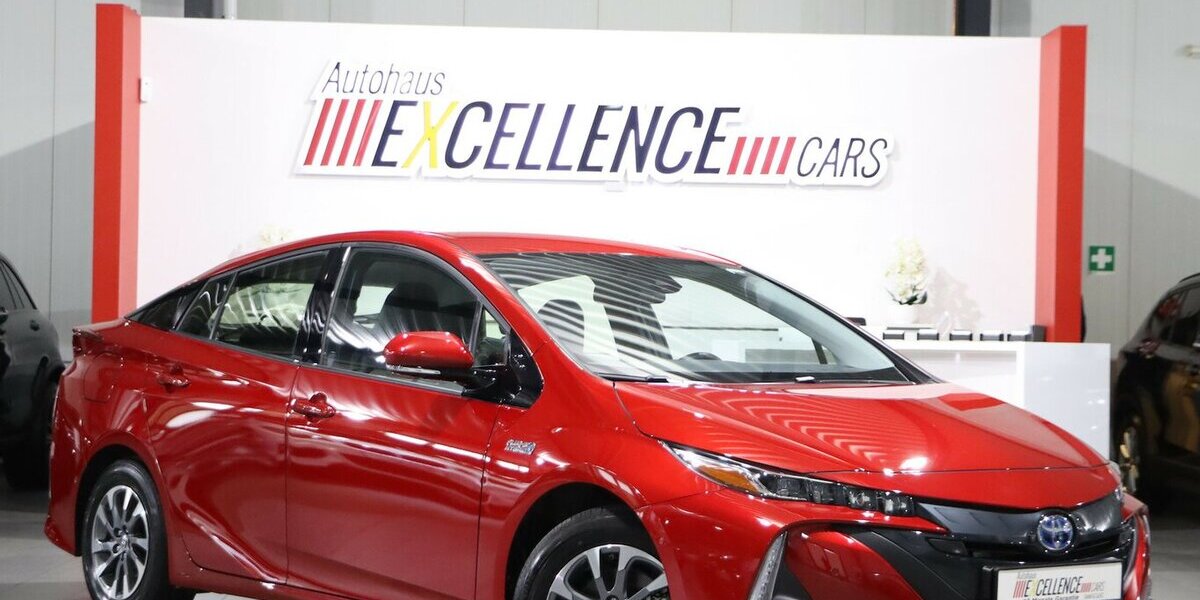 Toyota Prius Plug-in Hybrid EXECUTIVE / LED, VC+HEAD-UP 34.000 km 25.777 &euro; Hamm 59077