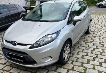 Ford Fiesta 146.000 km 4.000 &euro; Dortmund 44339