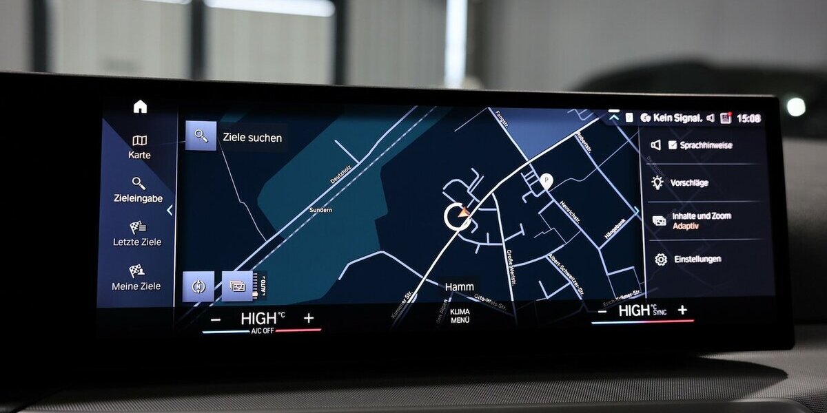 BMW 318d Touring SPORT FACE-LIFT CURVED+NAVI+KAMERA 69.000 km 25.777 &euro; Hamm 59077