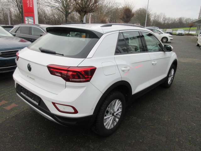 VW T-Roc Life 2.0 TDI DSG NAVI LED ALU APS SITZHEIZUN 91.900 km 21.788 &euro; Bergkamen 59192