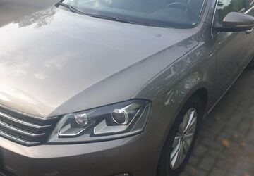 VW Passat 82.000 km 9.990 &euro; Bergkamen 59192