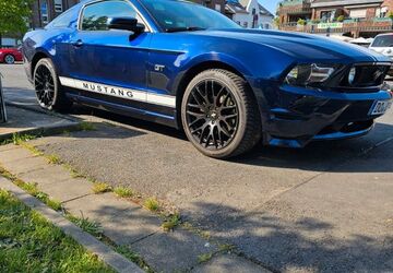 Ford Mustang 167.436 km 14.900 &euro; Dortmund 44149