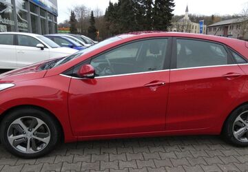 Hyundai i30 112.000 km 8.200 &euro; Bergkamen 59192