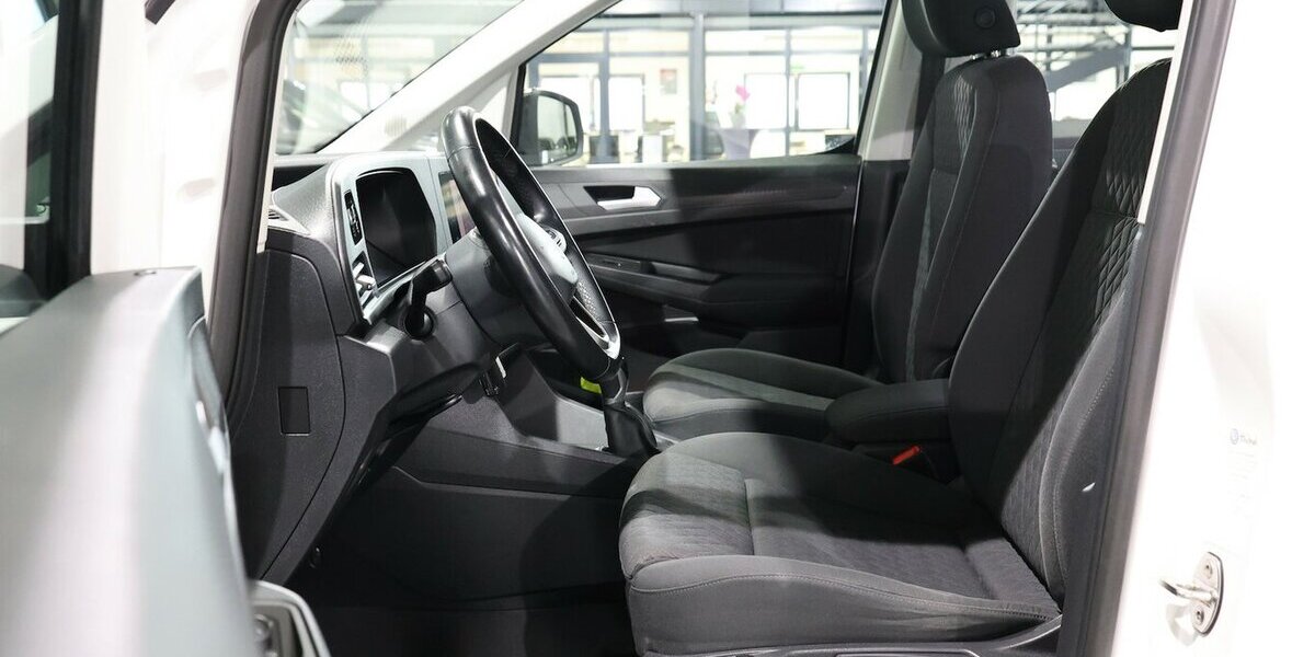 VW Caddy Maxi KOMBI 2.0 TDI 4M LIFE IQ ALLRAD OPTIK 95.000 km 28.991 &euro; Hamm 59077