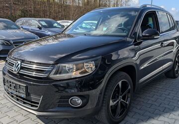 VW Tiguan 212.382 km 9.950 &euro; Hamm 59077