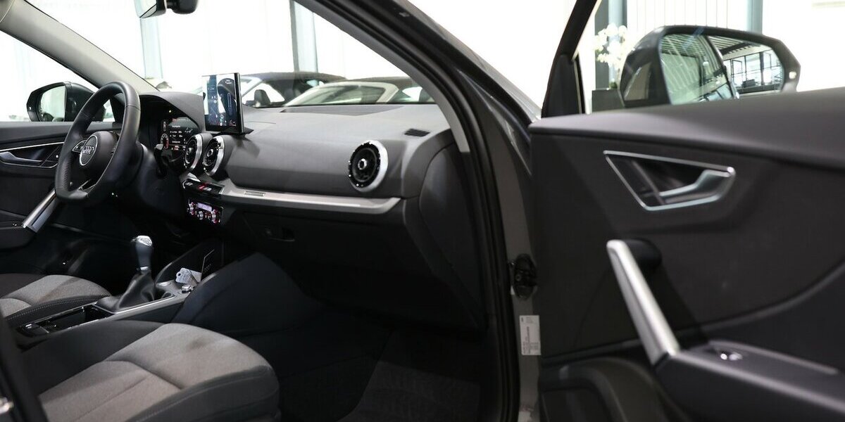 Audi Q2 30 TFSI S-LINE DAYTONA / LED, VC, ACC+LANE 10.000 km 24.555 &euro; Hamm 59077