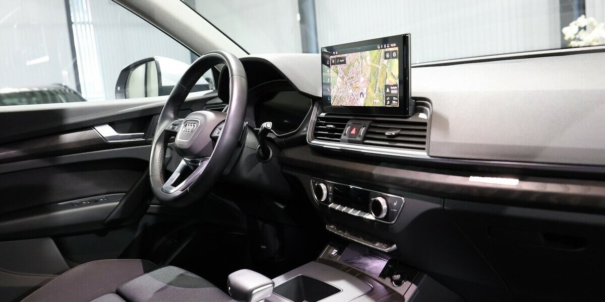 Audi Q5 SPORTBACK 50 TFSI E Q S-LINE BLACK / PANORAMA 144.000 km 31.555 &euro; Hamm 59077