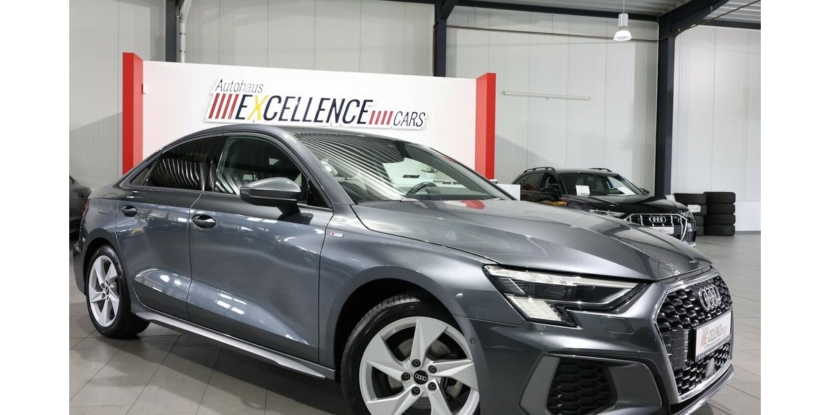 Audi A3 LIMOUSINE 30 TFSI S-LINE MATRIX, VOLL-LEDER 60.000 km 25.555 &euro; Hamm 59077