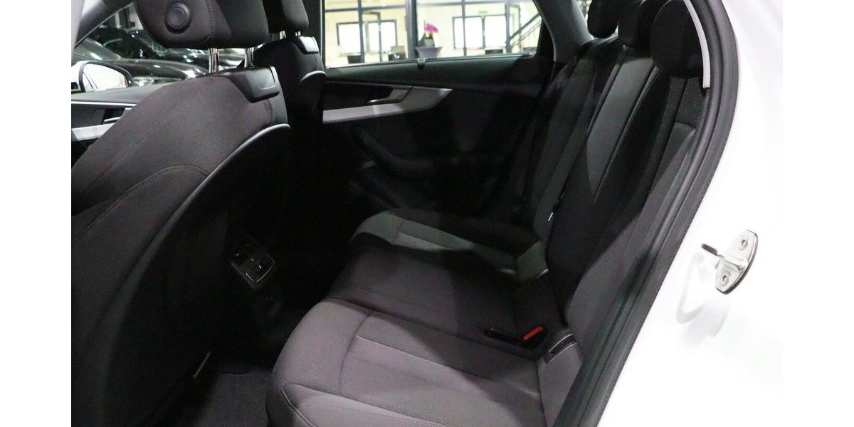 Audi A4 LIMOUSINE 40 TDI S-LINE / MATRIX-LED / 109.000 km 27.333 &euro; Hamm 59077