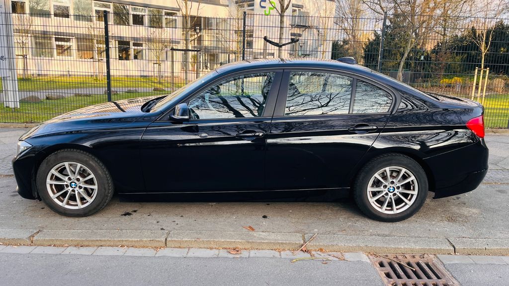 BMW 320 162.000 km 12.700 &euro; Dortmund 44145