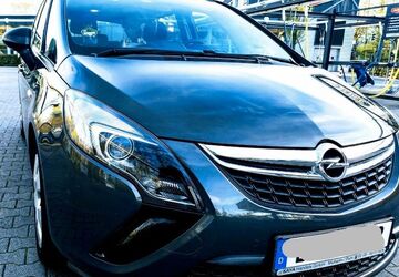 Opel Zafira Tourer 108.000 km 8.500 &euro; Bochum 44795
