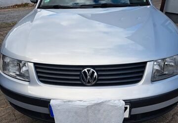 VW Passat 186.600 km 3.950 &euro; HAMM 59077