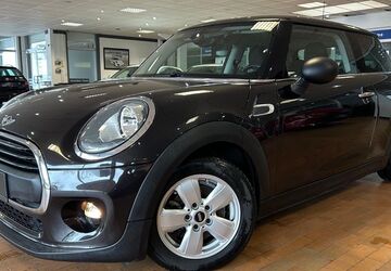 Mini ONE 74.000 km 9.900 &euro; Hamm 59067