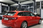 BMW 318d Touring SHADOW SPORT MELBOURNEROT-METALLIC 73.000 km 25.555 &euro; Hamm 59077