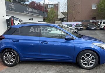 Hyundai i20 125.000 km 9.999 &euro; Hamm 59065