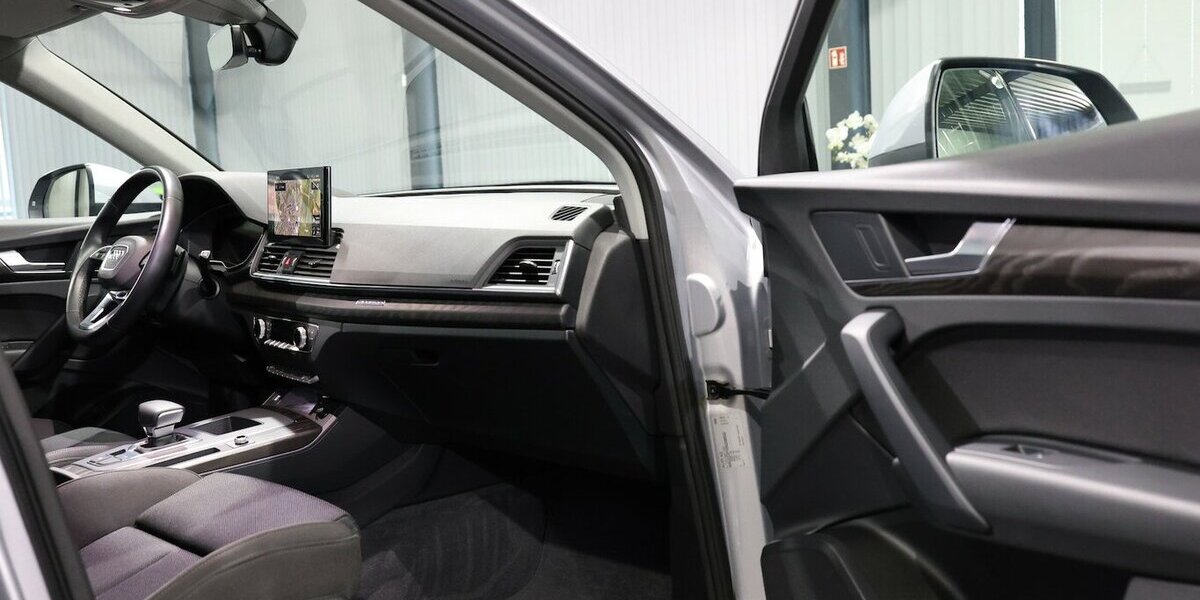 Audi Q5 SPORTBACK 50 TFSI E Q S-LINE BLACK / PANORAMA 144.000 km 31.555 &euro; Hamm 59077