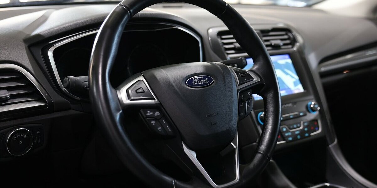 Ford Mondeo TUNIER 2.0 ECOBLUE TITANIUM / LED / AHK 145.000 km 17.111 &euro; Hamm 59077