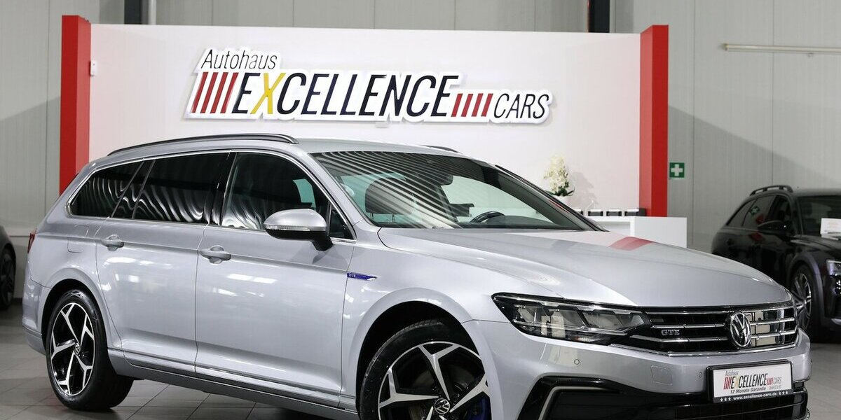 VW Passat Variant GTE DSG IQ BUSINESS R-LINE SPORT 86.000 km 24.444 &euro; Hamm 59077