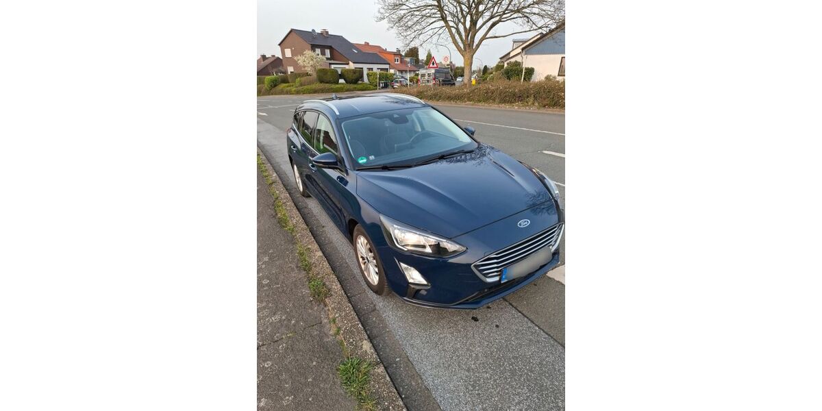 Ford Focus 105.538 km 11.994 &euro; Dortmund 44289