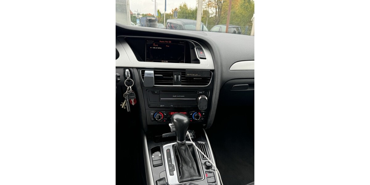 Audi A4 (B8) 227.390 km 9.000 &euro; Hamm 59065