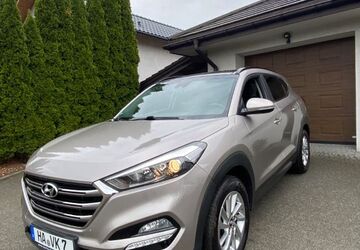 Hyundai TUCSON 113.800 km 12.100 &euro; Hagen 58099