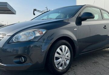Kia ceed / Ceed 182.000 km 2.590 &euro; Ascheberg 59387