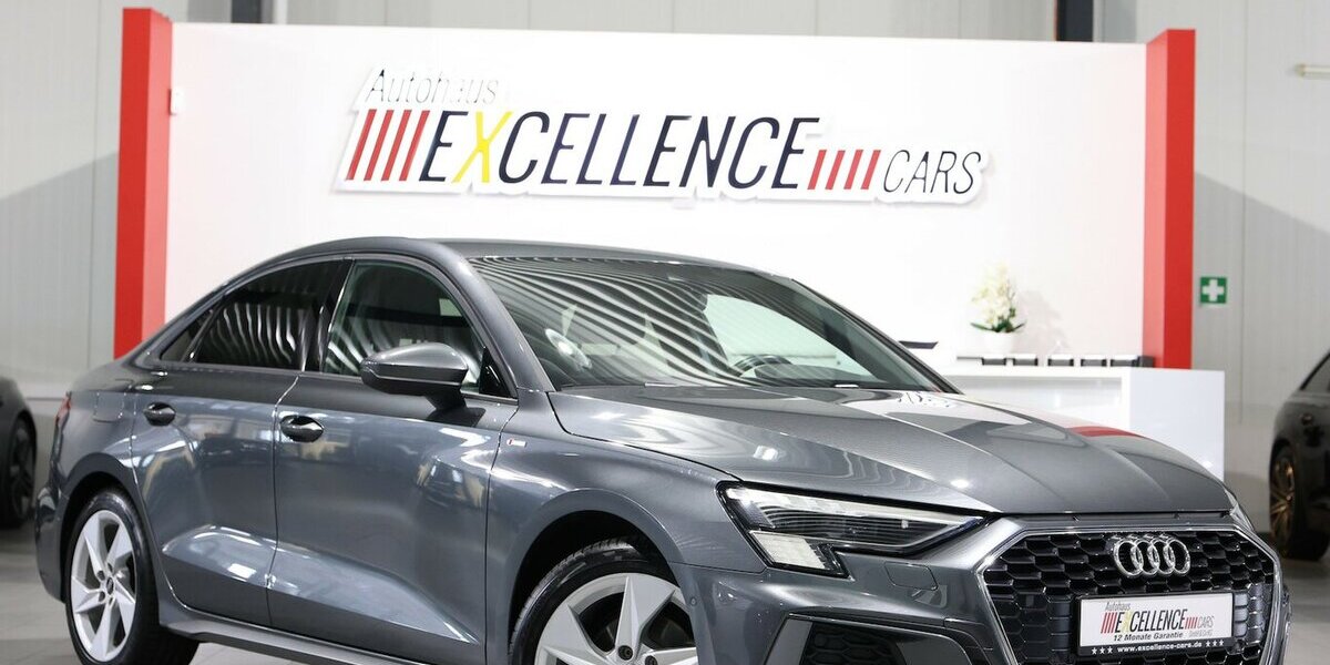 Audi A3 LIMOUSINE 30 TFSI S-LINE MATRIX, VOLL-LEDER 60.000 km 25.555 &euro; Hamm 59077