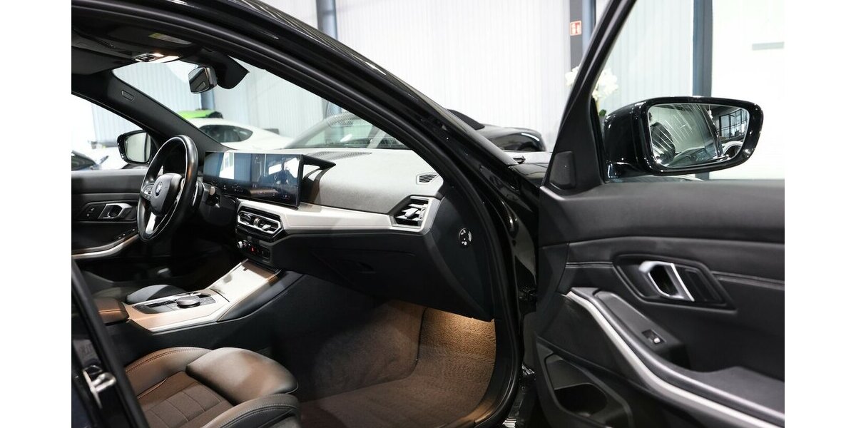 BMW 318d Touring SHADOW SPORT CURVED+NAVI,LEDER,LED 74.000 km 28.777 &euro; Hamm 59077