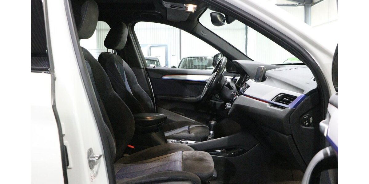 BMW X1 sDrive 18d M-SPORT SHADOW PANORAMA, LED, H/K 186.000 km 16.555 &euro; Hamm 59077