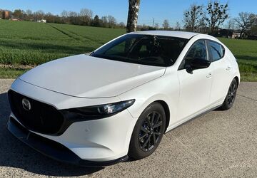 Mazda 3 73.000 km 16.500 &euro; Hamm 59067