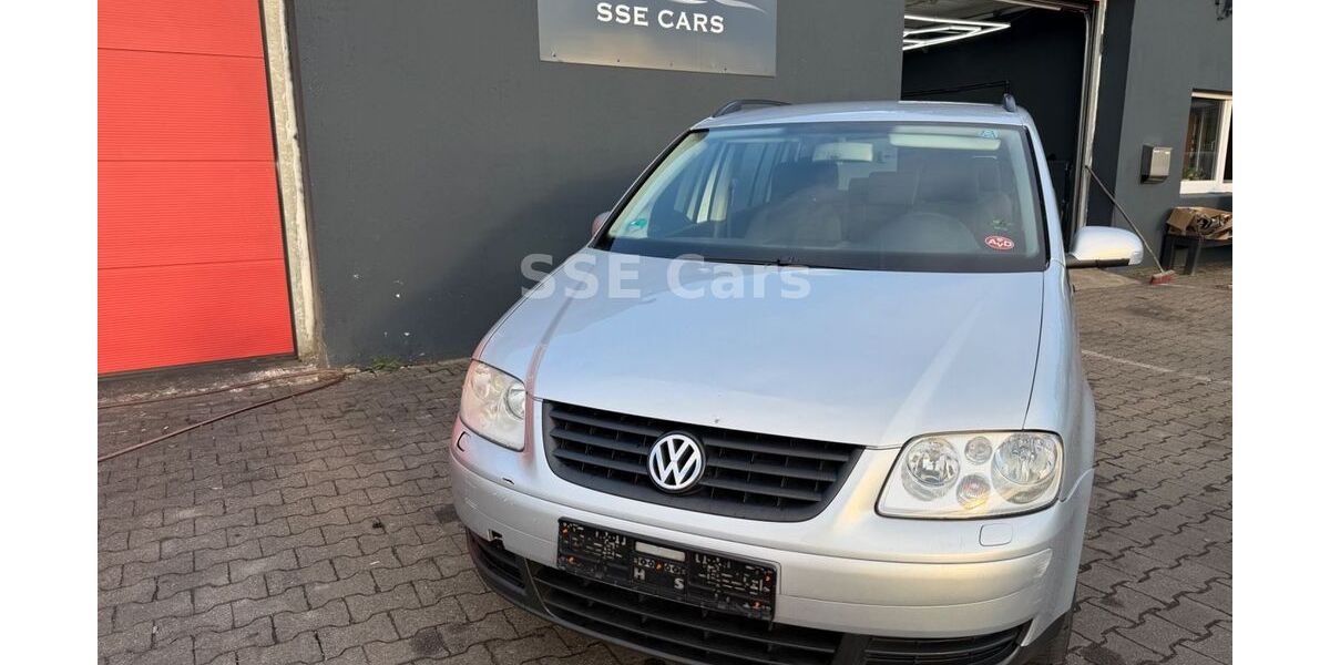 VW Touran 355.215 km 990 &euro; Bochum 44795