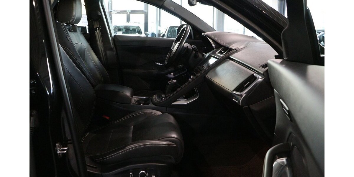 Jaguar E-Pace 2.0 T R-DYNAMIC HSE AWD BLACK PACK / TOP 84.000 km 22.991 &euro; Hamm 59077