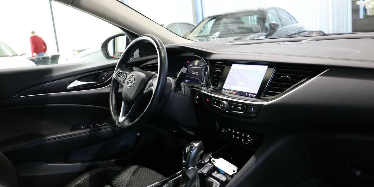 Opel Insignia ST 1.6 D BUSINESS INNOVATION / LED / 79.000 km 13.777 &euro; Hamm 59077