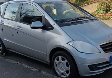 Mercedes-Benz A 180 157.300 km 4.600 &euro; Dortmund 44227