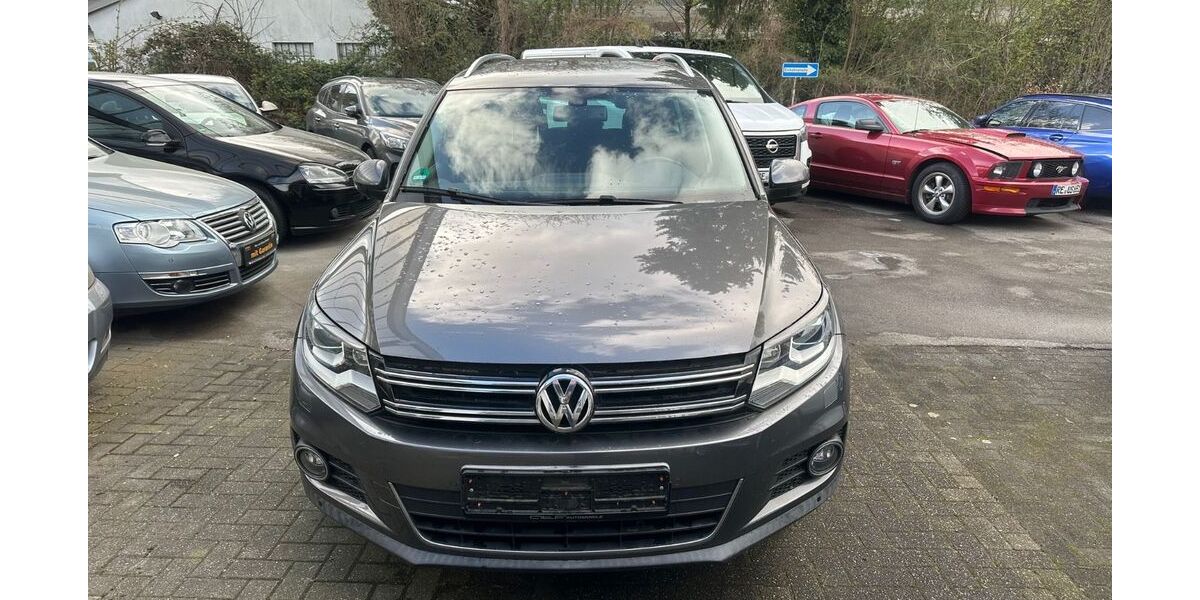 VW Tiguan 180.000 km 8.200 &euro; Recklinghausen 45659