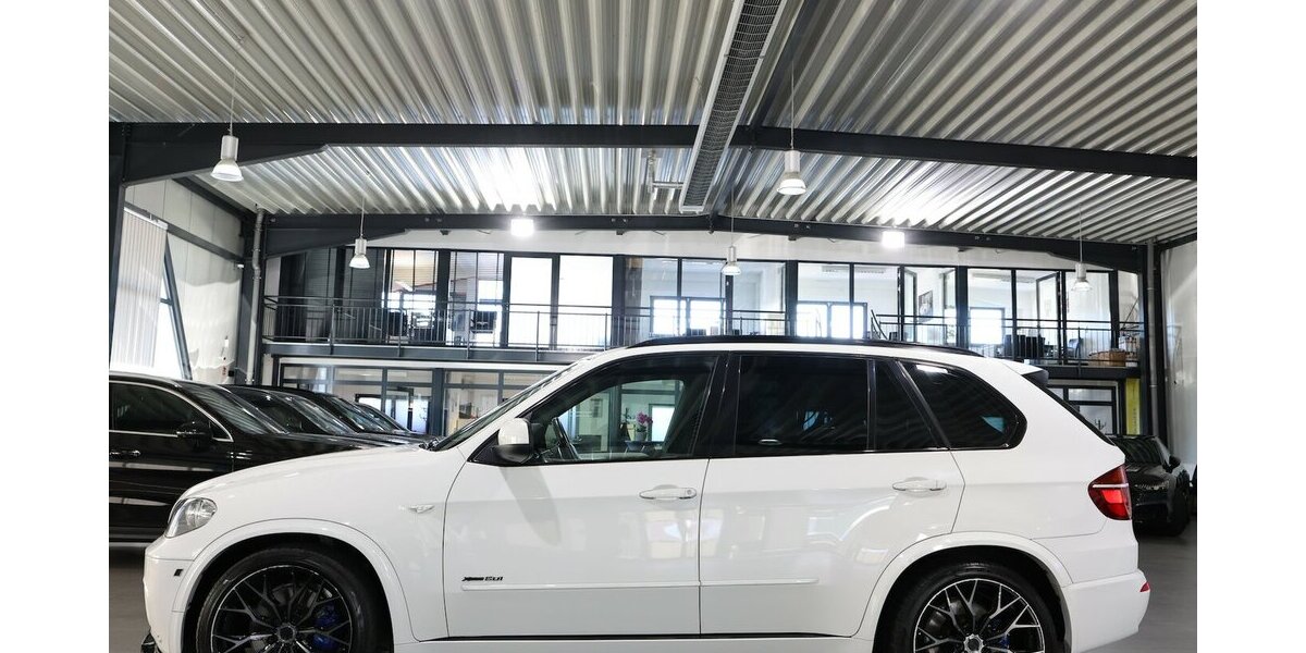 BMW X5 M xDrive50i WHITE M-SPORTPAKET / PANORAMA 66.000 km 20.500 &euro; Hamm 59077