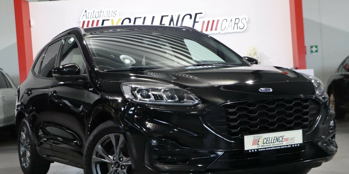 Ford Kuga 2.0 ECOBLUE STYLE ST-LINE SPORT BLACK / LED 125.000 km 17.111 &euro; Hamm 59077