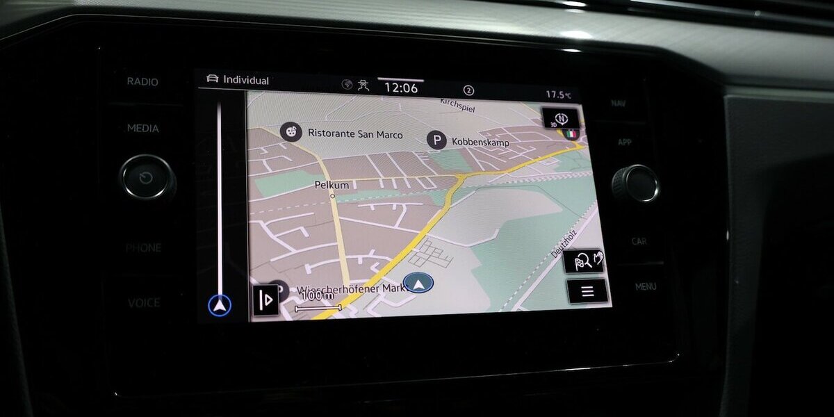 VW Passat Variant GTE DSG IQ BUSINESS R-LINE SPORT 86.000 km 24.444 &euro; Hamm 59077