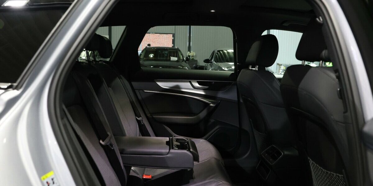 Audi A6 Avant 40 TDI S-LINE BLACK / PANORAMA, LED, VC 30.000 km 42.996 &euro; Hamm 59077