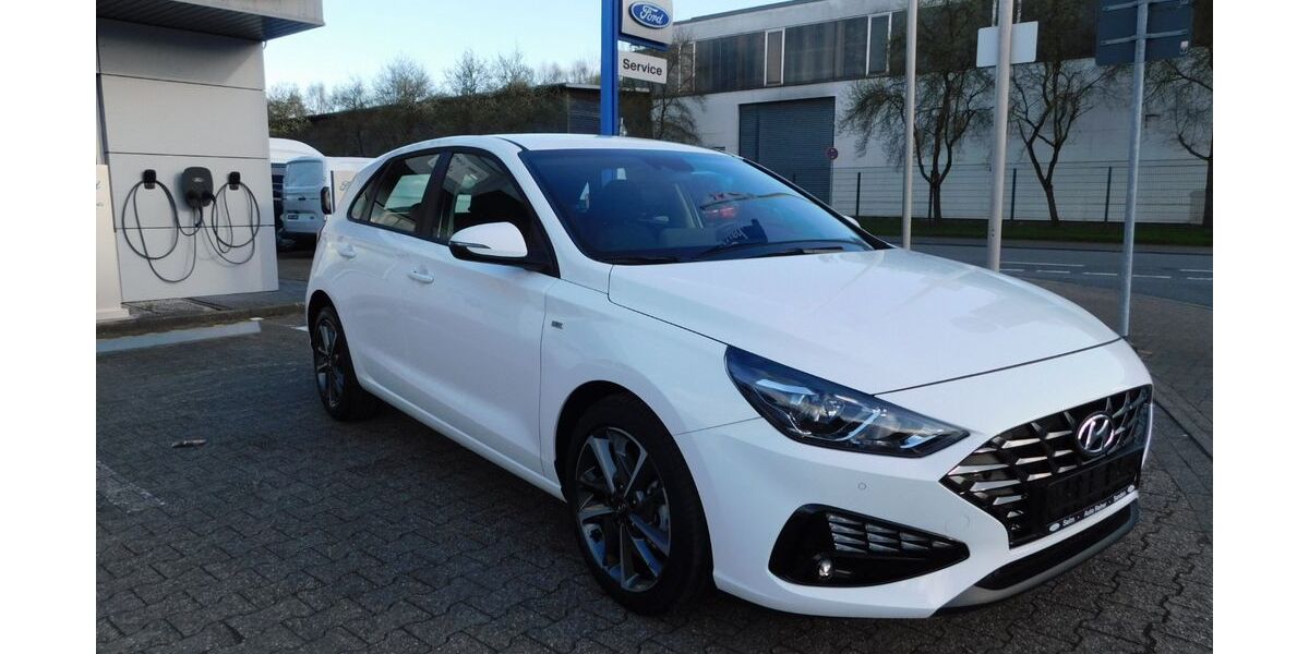 Hyundai i30 4.400 km 20.890 &euro; Selm 59379